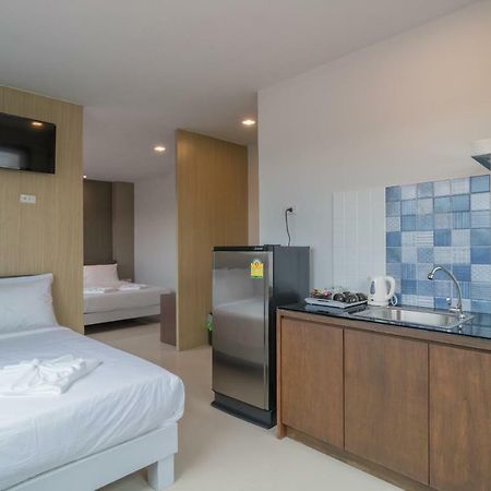 Baan Thai Beach Side Residence Patong Exterior photo