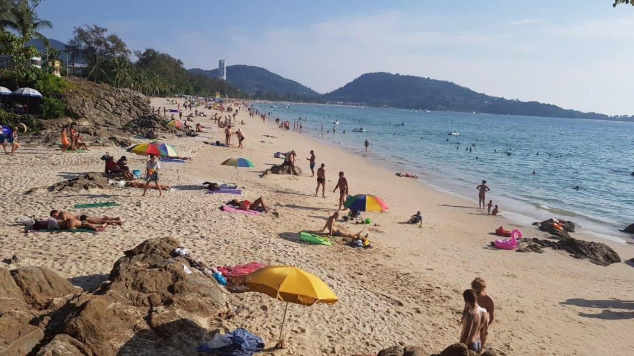 Baan Thai Beach Side Residence Patong Exterior photo